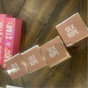 Jeffrey Star The Gloss, NIB Silk Rope